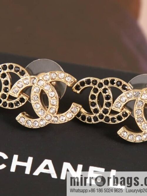 wsxc1678968891654_0-800x800b53jeszhlfm187044_20250708220309.jpg New ☑️ Chanel c1 double c black diamond stud earrings