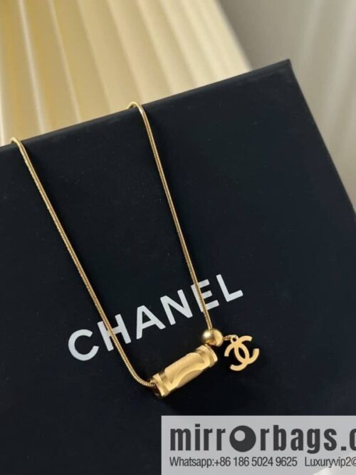 wsxc1678968898790_0-800x8002n2anyld0av187000_20250708220149.jpg New ☑️ Chanel gold cylinder double c necklace