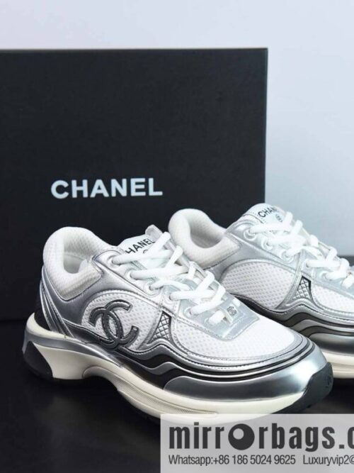 wsxc1679143982357_4-800x800edfom3e45l130455_20250716032554.jpg Chanel Chanel 23SS early spring vacation series, small incense, metal, casual sneakers