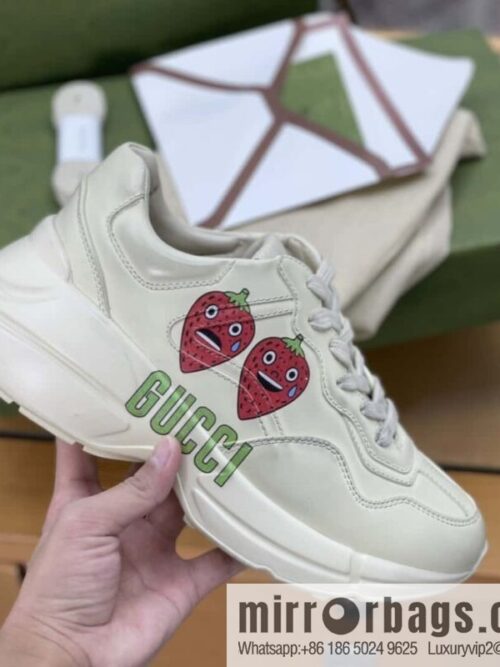 Gucci Gucci [New G Replica Luxury Handbag High Version] Unisex Vintage sneakers