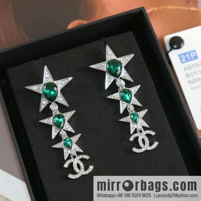 New ☑️ Chanel c4 double c full diamond emerald pentagram ⭐ star stud earrings