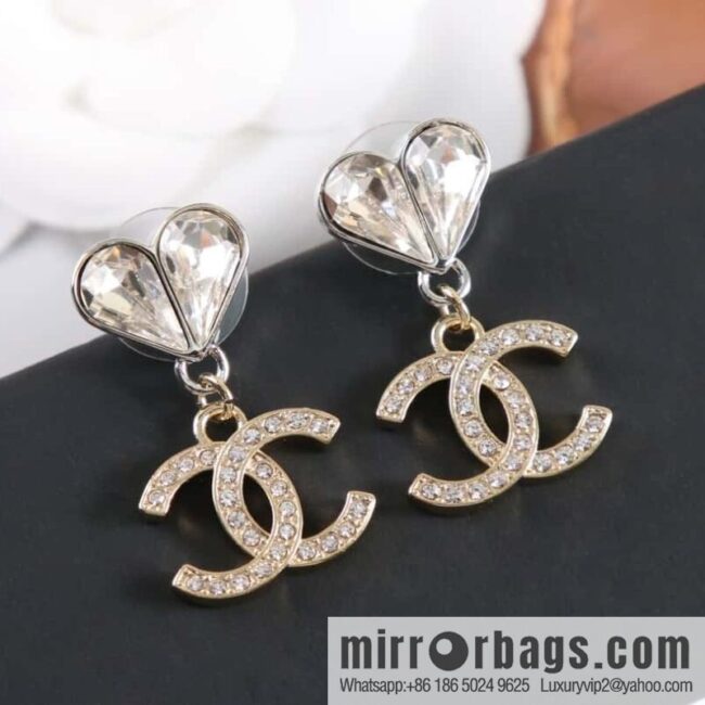 New ☑️ Chanel c2 double c full diamond peach heart love stud earrings