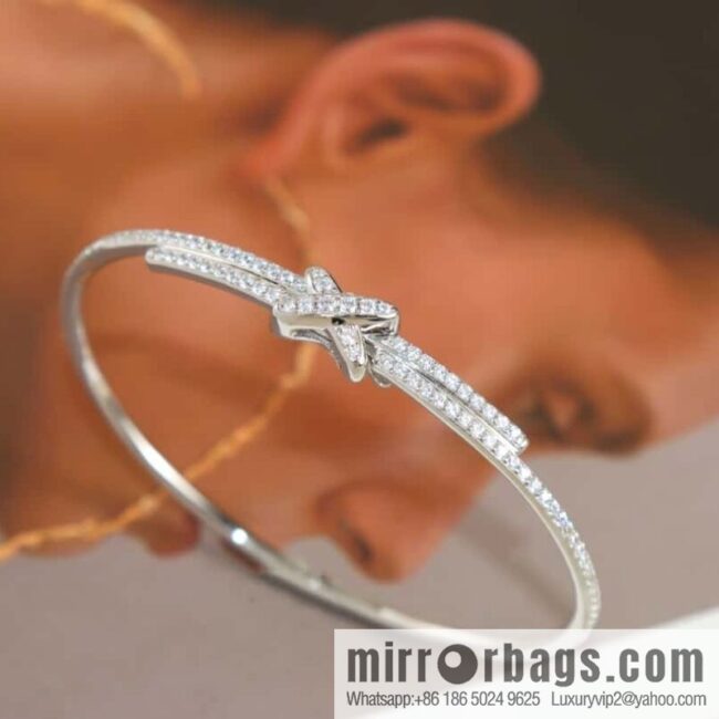 CHAUMET Jeux de Liens Edge Collection • Lifetime Collection • Edge, Full Diamond Cross Bracelet, Bracelet