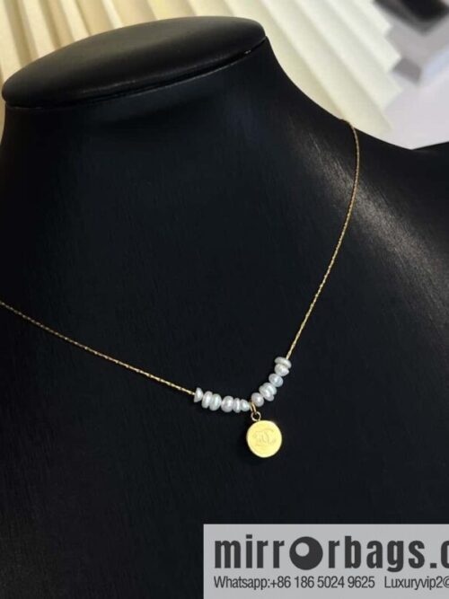 wsxc1679747096836_0-800x800p4sphlhfm45183178_20250708201047.jpg New ☑️ Chanel gold round double c irregular pearl necklace