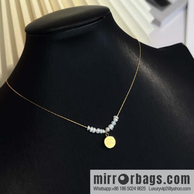 wsxc1679747096836_0-800x800p4sphlhfm45183178_20250708201047.jpg New ☑️ Chanel gold round double c irregular pearl necklace
