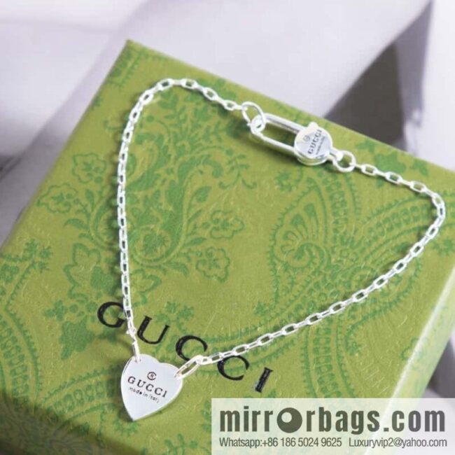 wsxc1679747149927_3-800x800y0sp1i5bnjn183109_20250708200846.jpg New Gucci gucci love peach heart necklace bracelet