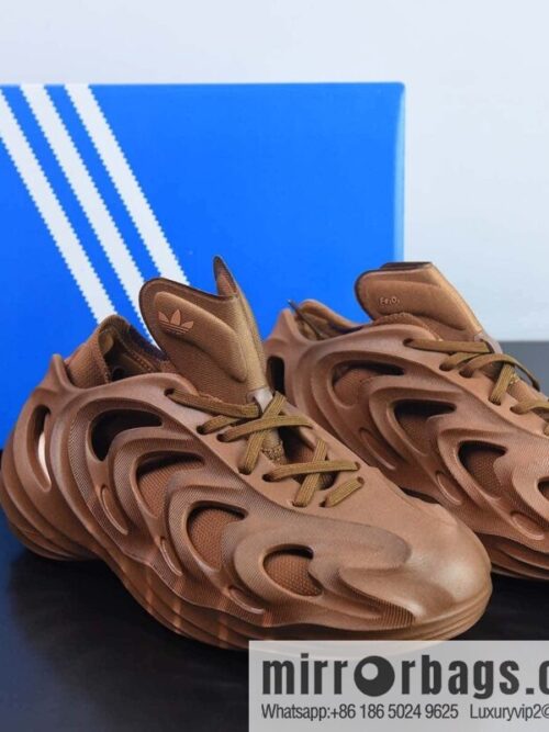 wsxc1679834811660_4-800x800rbct0esnxcf26858_20250716025511.jpg Adidas/Adidas Adidas running shoes, dirt, item number: GY0064