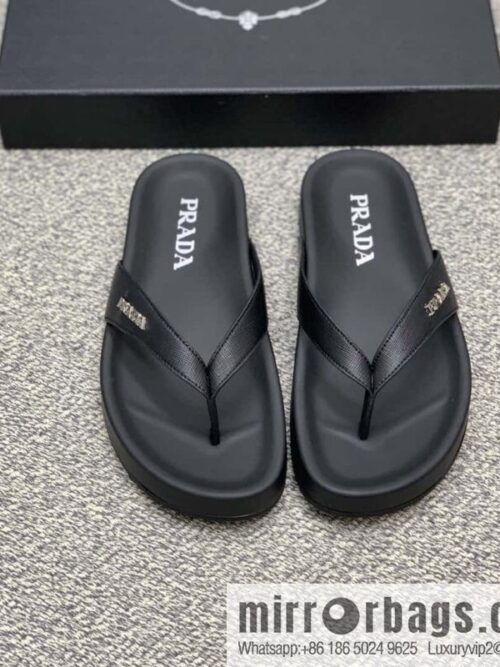 wsxc1679918606530_0-800x800usbrh35p3vn26563_20250716025233.jpg Prada uses black calfskin men\'s sandals