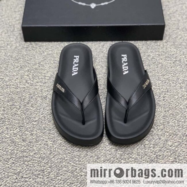 Prada uses black calfskin men\'s sandals