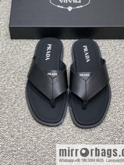 wsxc1679918666348_0-800x800sneuu4rznhz26439_20250716025105.jpg Prada uses black calfskin men\'s sandals