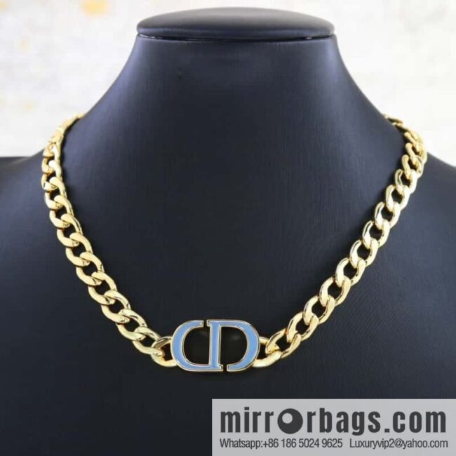 New ☑️ Dior enamel CD necklace
