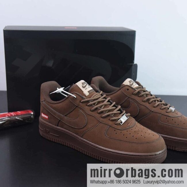 Nk Air Force 1 Low x Supreme dark brown mocha SUP joint name, Air Force One low-top casual board shoes, item number: CU9225-200