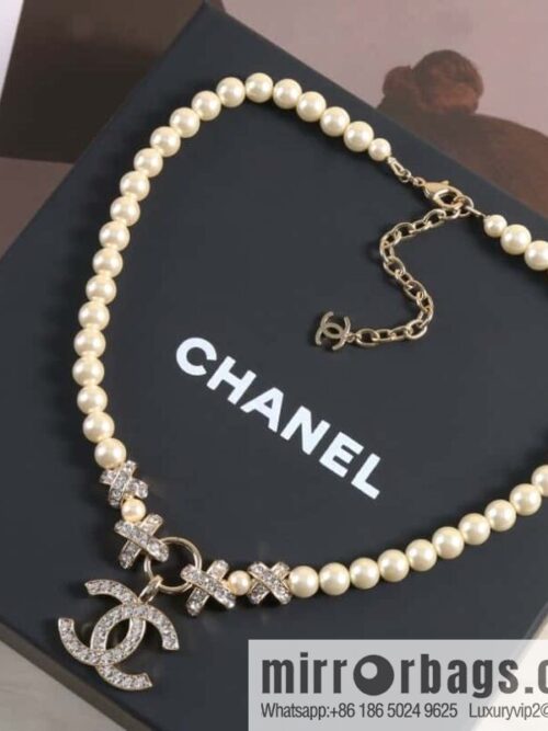 wsxc1680180070860_0-800x800frpco0u425v182754_20250708195852.jpg New ☑️ Chanel Double C Full Diamond Cross Pearl Necklace