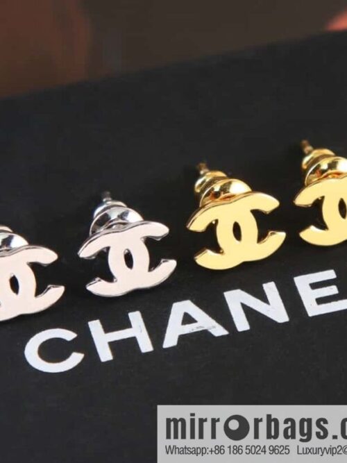 wsxc1680180071605_0-800x800cwv4ib42klv182741_20250708195832.jpg New ☑️ Chanel c1 mini double c glossy earrings