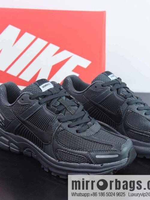 wsxc1680525860631_4-800x8004bgwamjq2jw22293_20250716021525.jpg Nike Zoom Vomero 5 🥰 Dark Grey \"Fomero 5th Generation Series Classic\" Charcoal Silver \"Men\'s sneakers BV1358-002
