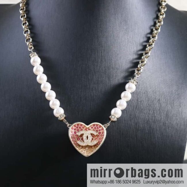 New ☑️ Chanel double c asymmetric pearl love peach heart necklace