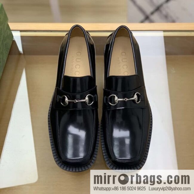 wsxc1680870606226_0-800x800jbr4iqnirgk22043_20250716021309.jpg Gucci Gucci uses black smooth cow leather (fabric) carefully made men\'s loafers
