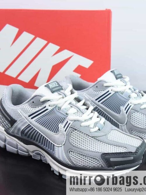 wsxc1681044778881_4-800x800gcw500xtwzc19155_20250716014718.jpg Nk Zoom Vomero 5 SP Vomero 5th generation classic Vintage casual sports jogging shoes, item number: FD9919-001