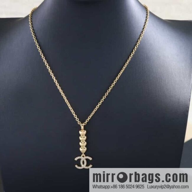 New ☑️ Chanel double c love peach heart necklace