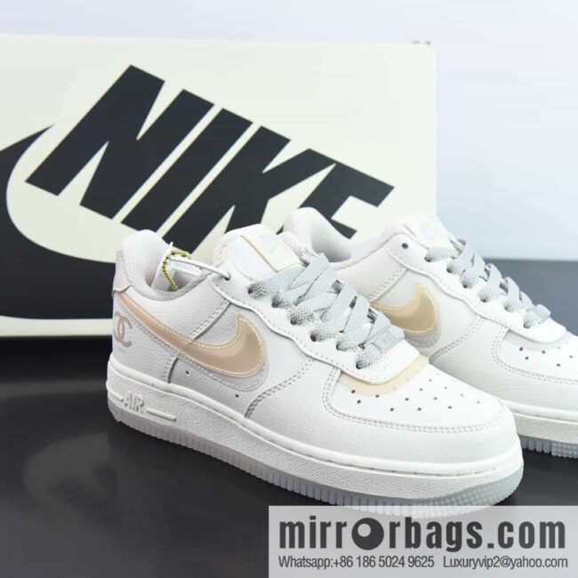LAP69001337 Air Force One Joint Luxury Brand - #Chanel #Chanel & Nike Air Force 1 Low Item Number: CW1574-807