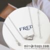 Fred horseshoe necklace