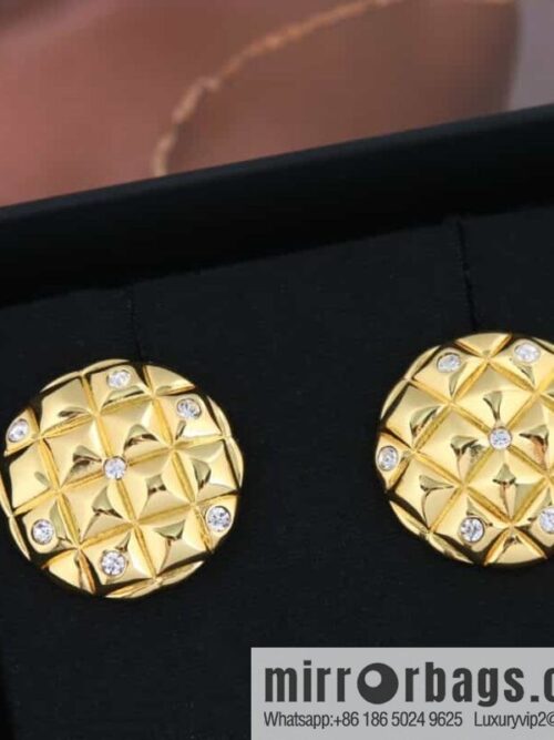 wsxc1682167185355_0-800x8000iyph1bmlom178629_20250708175446.jpg New ☑️ Chanel medieval series gold rhombus round earrings