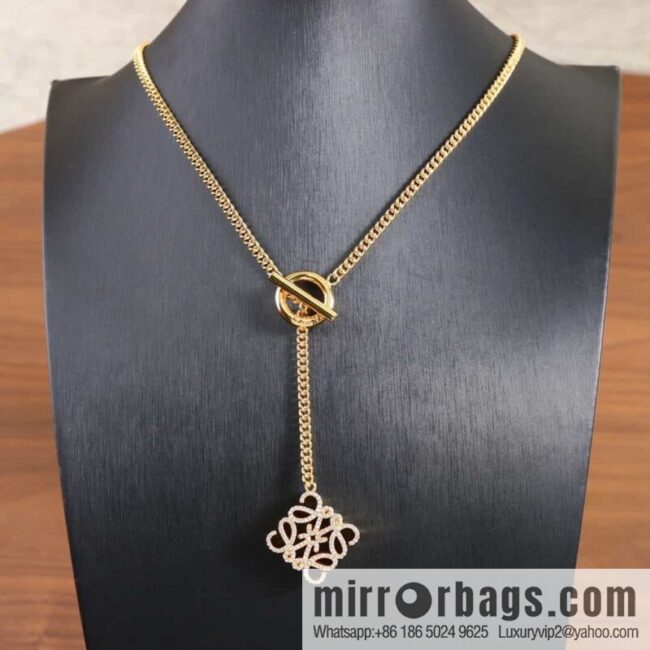 LOEWE Diamond mooncake necklace