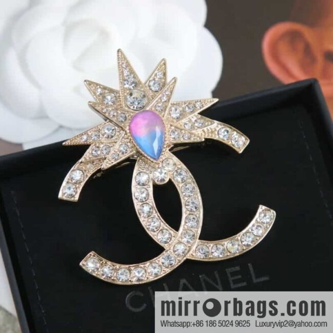 New ☑️ Chanel Double C Full Diamond Double C Brooch