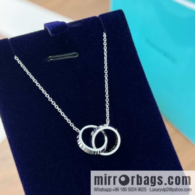 New ☑️ Tiffany & Co. X double ring necklace
