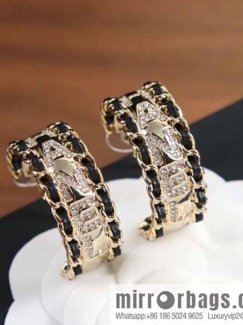 wsxc1682598835090_4-800x800ns5lfkpegbt176245_20250708161716.jpg New ☑️ Chanel c1 double c semi-round black leather rope full of diamond letter stud earrings