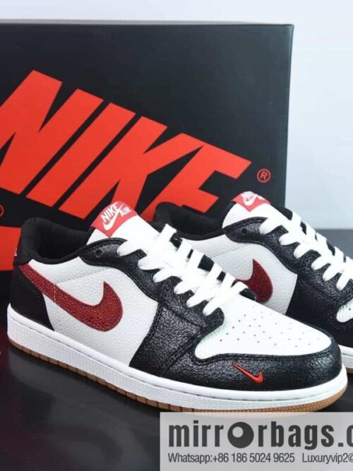 wsxc1682598944272_4-800x800fy23zm5u0ks11033_20250716003340.jpg Air Jordan AJ1 Low-top, white, black and red, item number: DZ0798-108