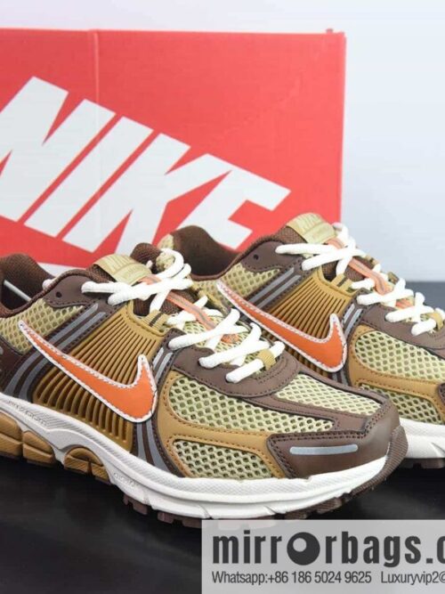 wsxc1682598947432_4-800x8000oveokg0utj11011_20250716003327.jpg NK Zoom Vomero 5 Classic Vintage sneakers Part Number: FB9149 700