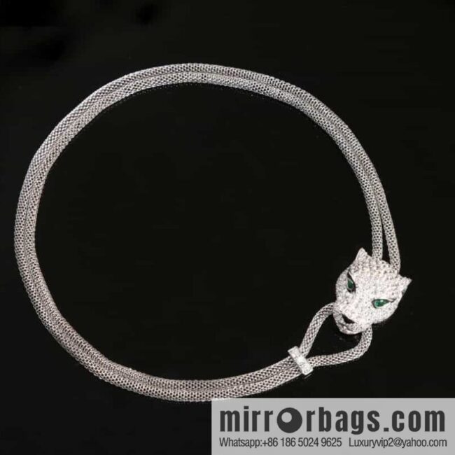 Cartier PANTHÜRE DECARTIER Jungle series full of diamonds leopard necklace