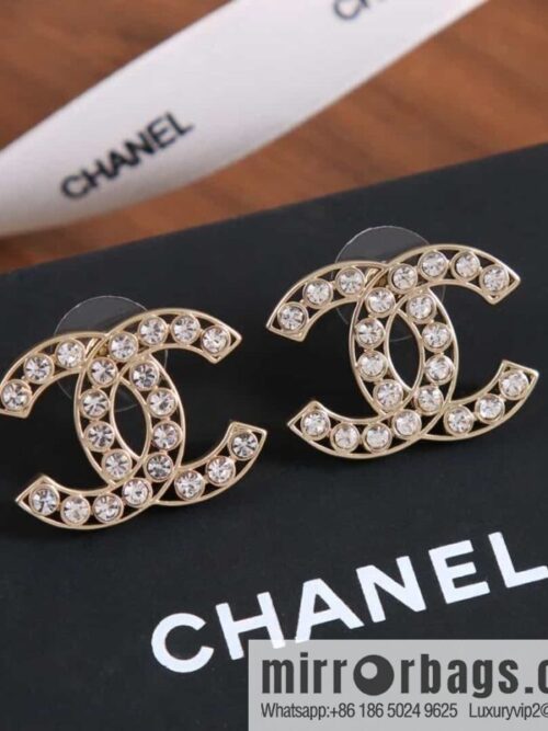 wsxc1683636351171_0-800x800qodk3vaac4k172060_20250705215351.jpg New ☑️ CHANEL CHANEL C1 double c full diamond stud earrings