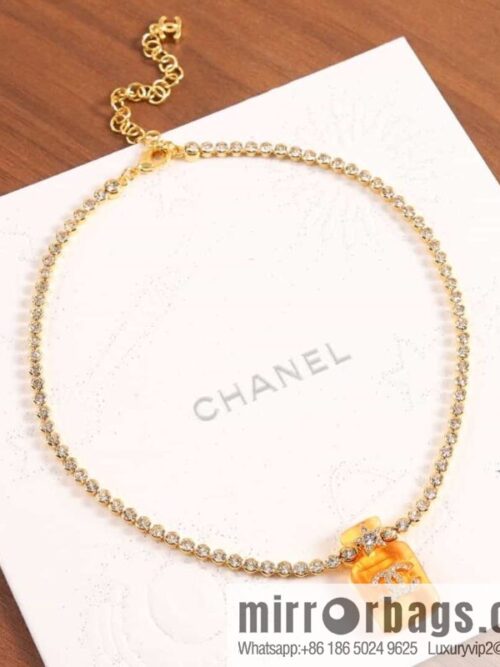 wsxc1683636354321_0-800x800qoibpoikc0l172049_20250705215332.jpg New ☑️ Chanel double c orange yellow perfume bottle necklace