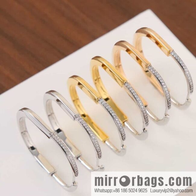 Tiffany Lock Half Drill Lock Earrings