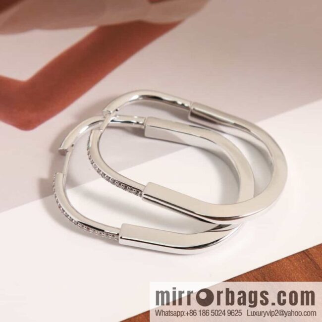 Tiffany Lock Half Drill Lock Earrings