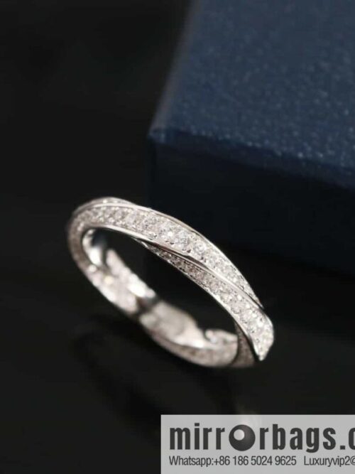 wsxc1683724576402_0-800x800gpzvrtqosvi171942_20250705215031.jpg GRAFF Graff Spiral Set Diamond Spiral Full Diamond Ring