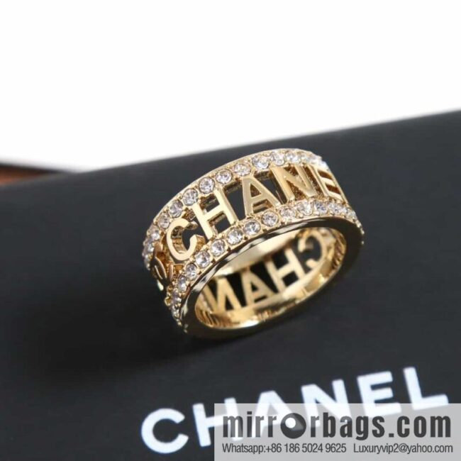 wsxc1684074017180_0-800x800dtwkv0q33cd171695_20250705214324.jpg New ☑️ Chanel hollowed-out letter full diamond ring