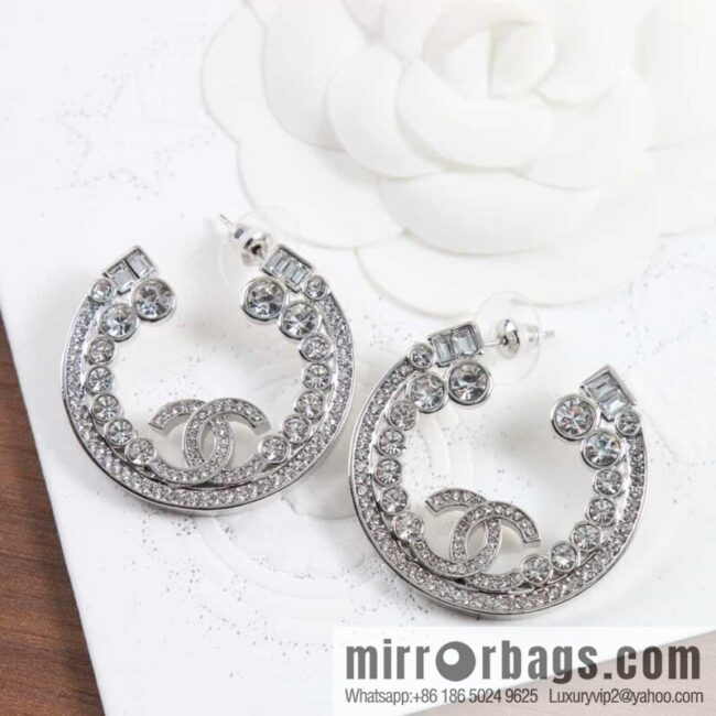 New ☑️ chanel c1 double c semi round full diamond stud earrings