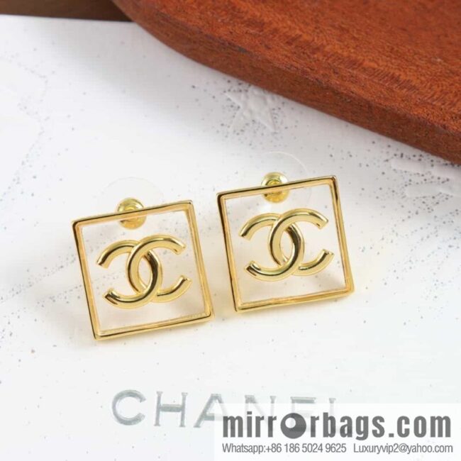 New ☑️ Chanel Double C Square Acrylic Gold Necklace Necklace