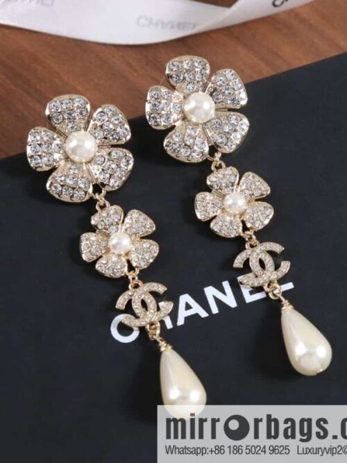wsxc1684332579025_0-800x800nkt4k3eca2j171500_20250705213730.jpg New ☑️ CHANEL CHANEL C4 double c full diamond pearl flower pot stud earrings