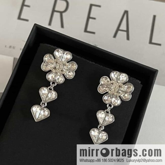 New ☑️ Chanel c3 double c full diamond peach heart love stud earrings