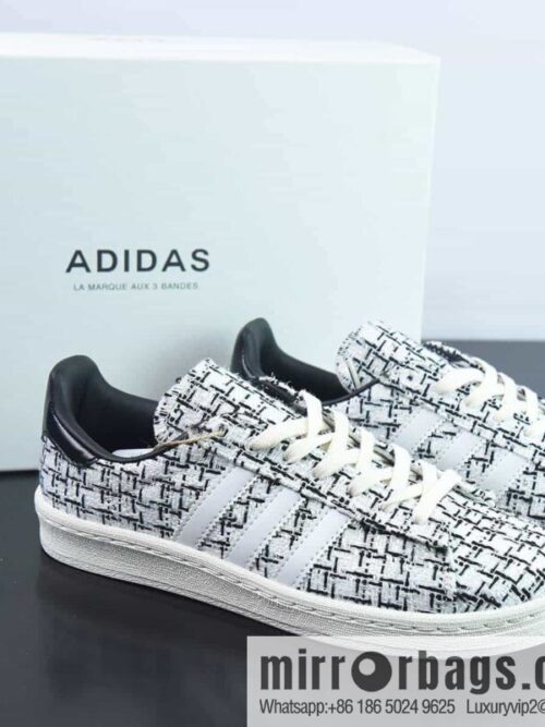 wsxc1684332732735_4-800x8000ytllp2jkw46490_20250715235326.jpg Adidas Campus 80S Clover Campus Casual Board Shoes, Adi, Xiaoxiangfeng, Item Number: HP2820