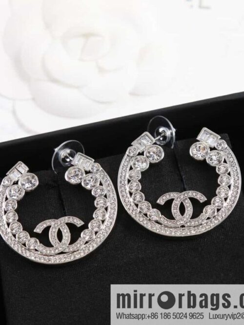 wsxc1684419904051_4-800x800bmjm31m55ey171401_20250705213436.jpg New ☑️ chanel c1 double c semi round full diamond stud earrings