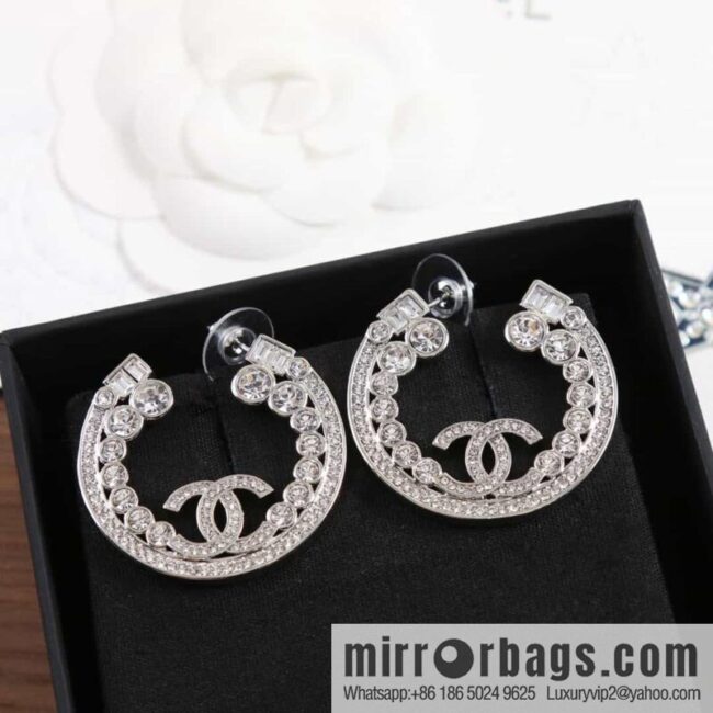 New ☑️ chanel c1 double c semi round full diamond stud earrings