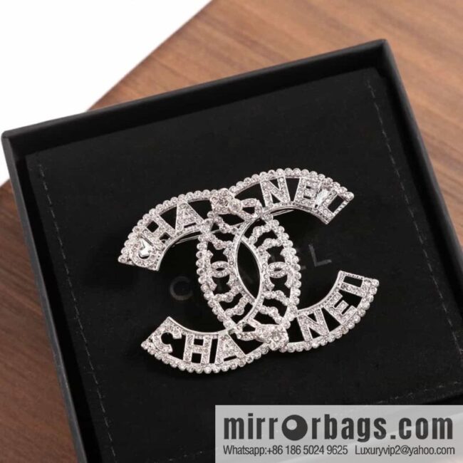 New ☑️ Chanel double c hollow full diamond brooch
