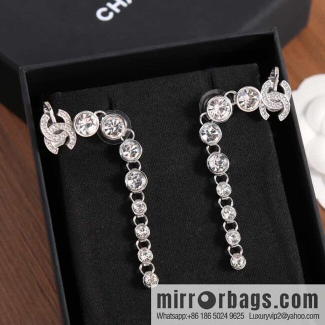 New ☑️ Chanel double c round fringed earclip stud earrings