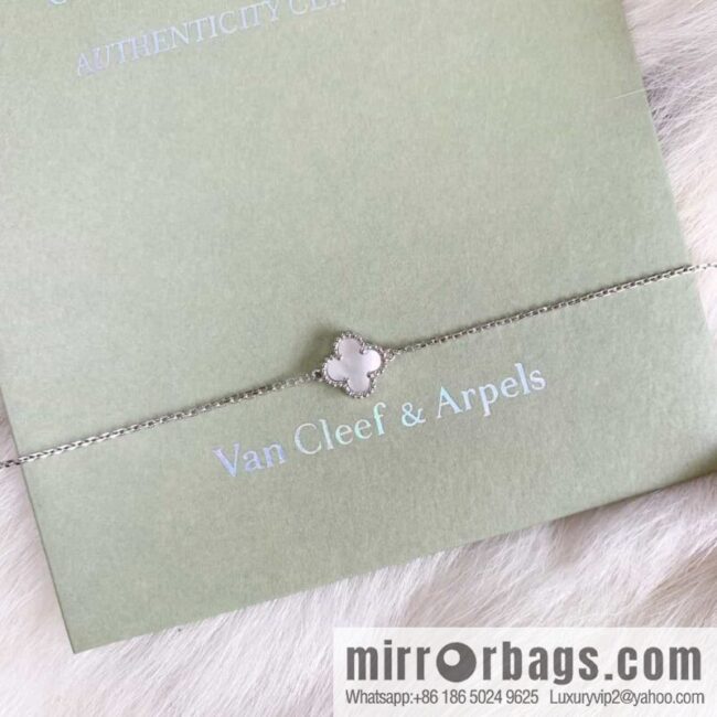 Van Cleef & Arpels Mini Four-Leaf Clover Bracelet