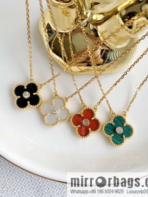 wsxc1684591323930_2-800x800ze22ovzskox168290_20250705195438.jpg Van Cleef & Arpels Four-Leaf Clover Necklace